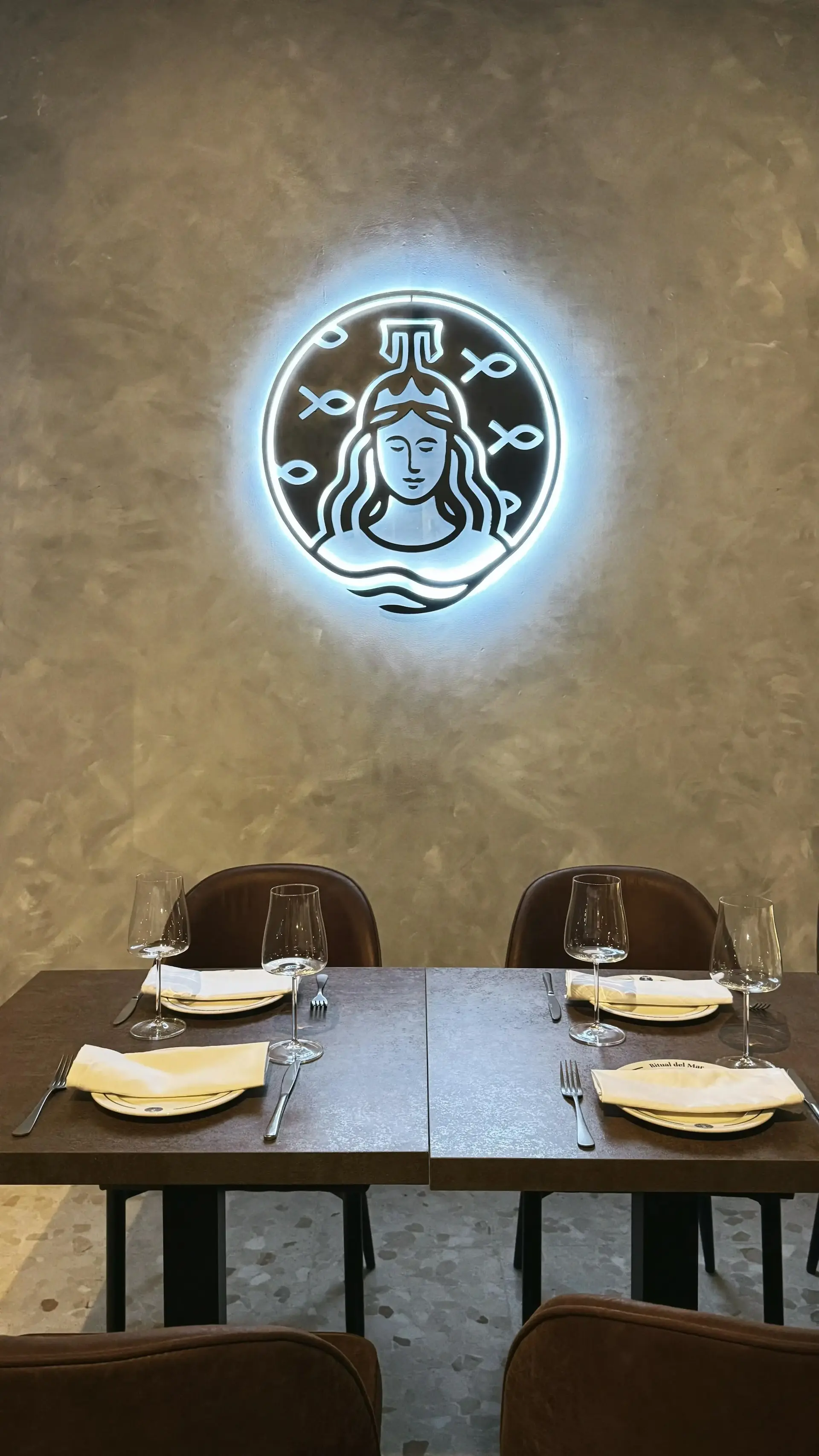 Neon sign in the restaurant